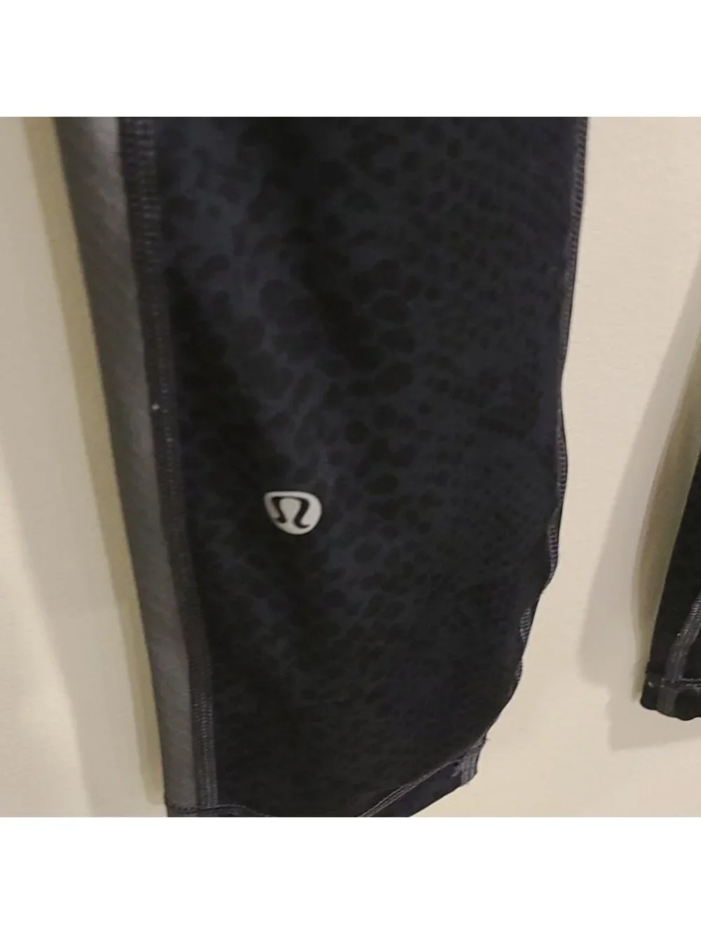 Lululemon Light Speed Tight *Full-On Luxtreme